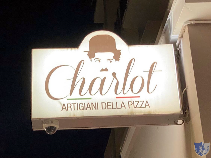 Charlot Artigiani della Pizza Praia a Mare Cs Insegna esterna