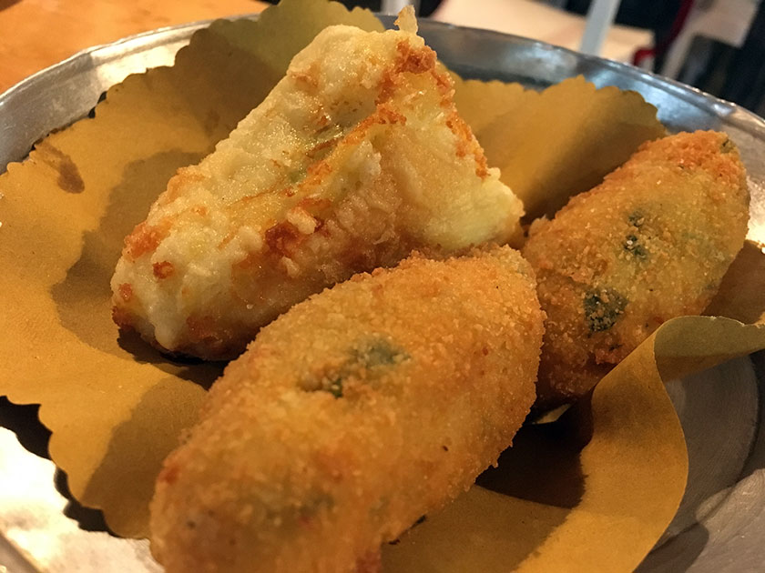 Crocchè e frittatina di pasta e patate