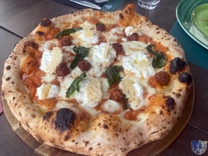 La Tradizione Evolutiva di Pi Greco Pizzeria