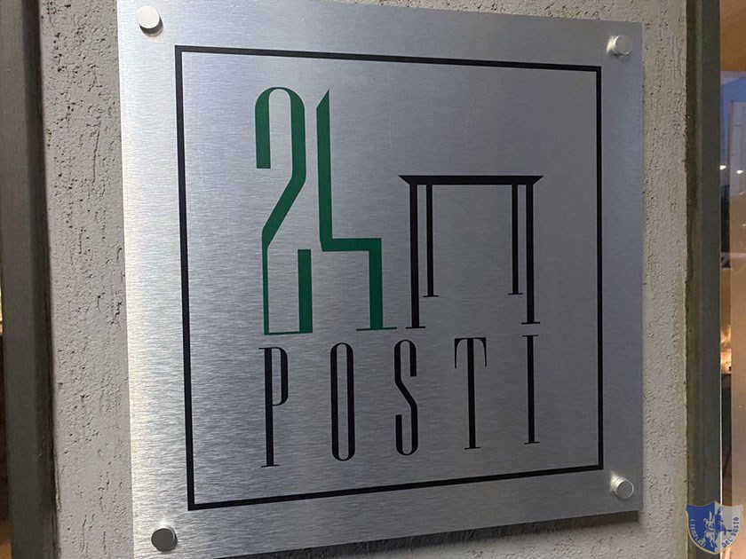 24 Posti Avellino Insegna Esterna