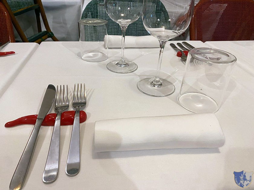 AltrOnde Osteria di Mare Cetara La Mise en place al nostro tavolo