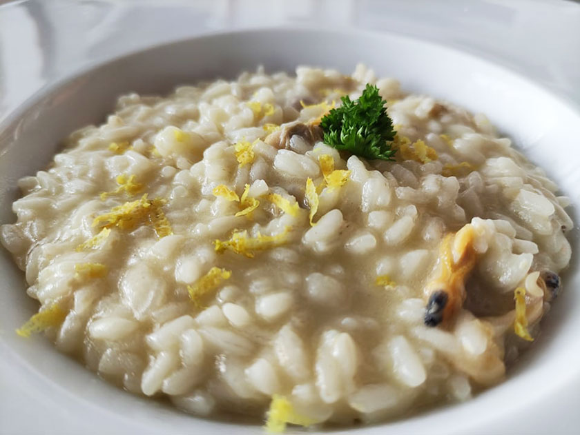 Risotto ai frutti di mare e zest di limone