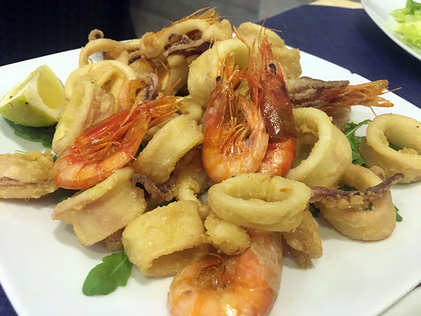 Frittura di gamberi e calamari