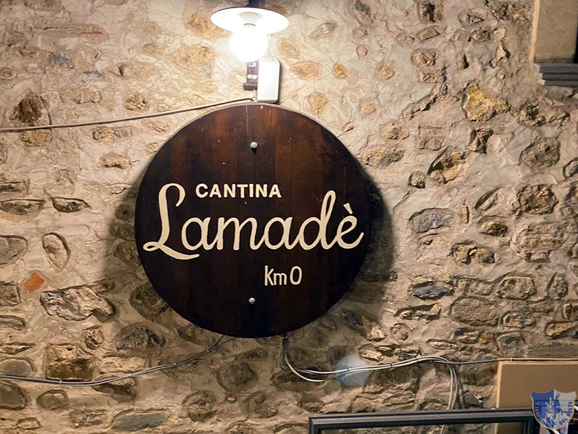 Cantina Lamadè Insegna esterna