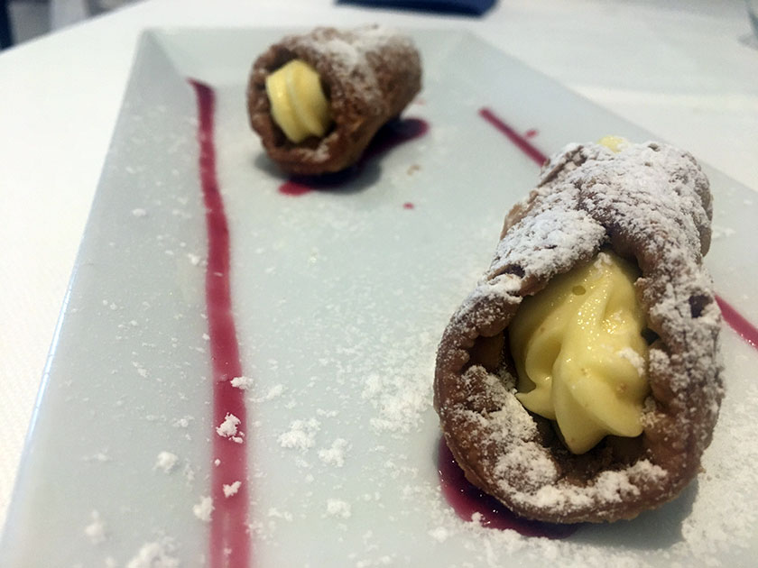 Cannolini con crema al limone