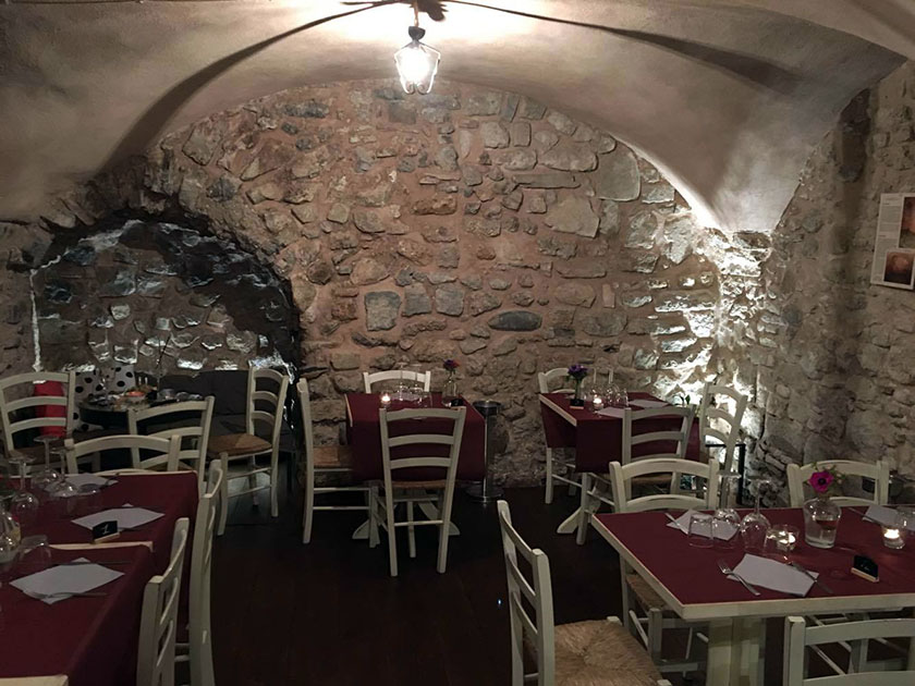 La Cantina di Ciccillo Particolare sala interna