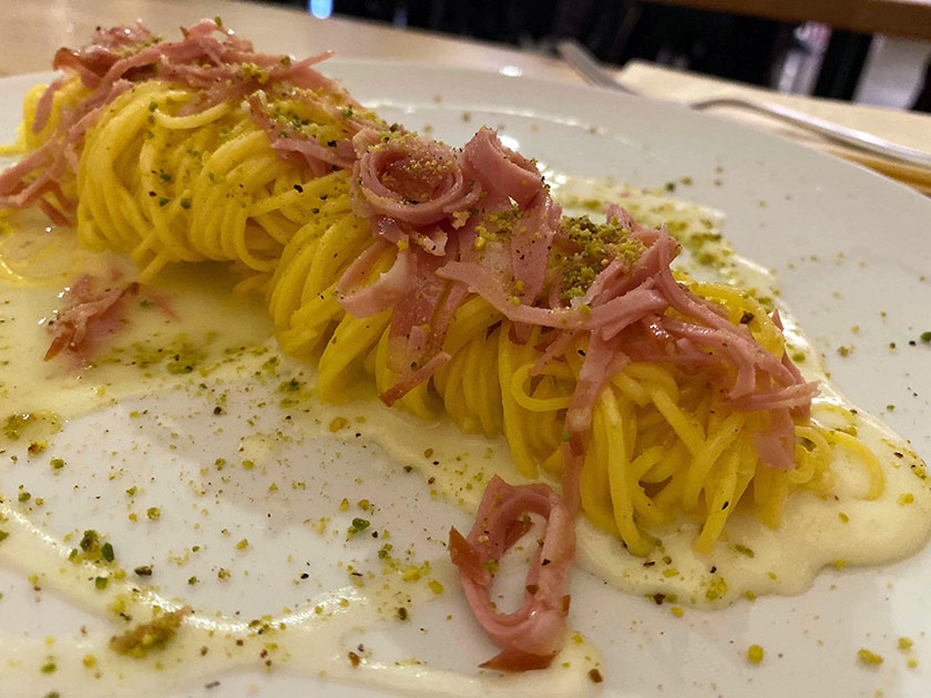 Tagliolini caciocavallo e pepe