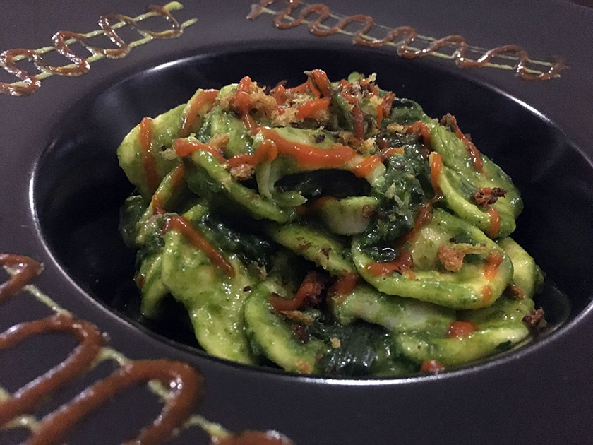 Strascinati con cime di rapa e calamari