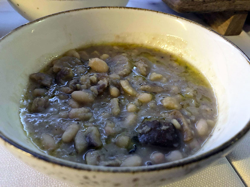 Zuppa di fagioli quarantini e castagne