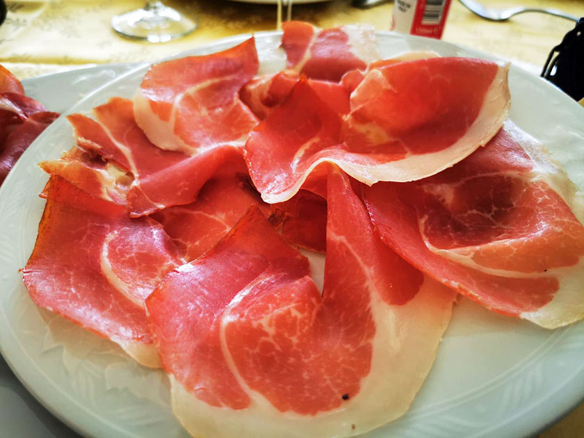 Prosciutto crudo di Bassiano