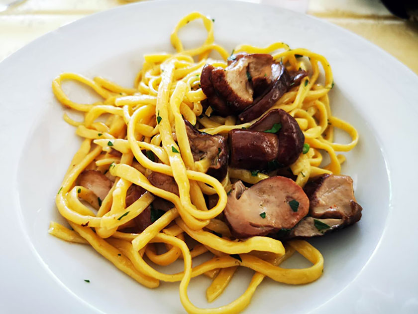 Tagliatelle ai funghi porcini