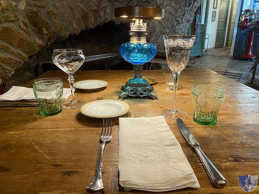 Rocco Caggiano Grottaminarda La splendida Mise en place al nostro tavolo