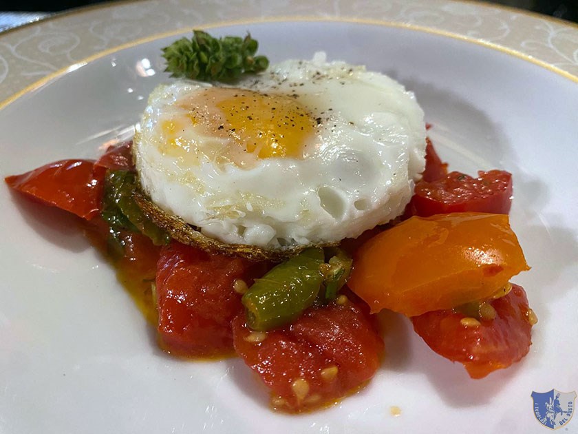 Uovo al Josper su Ciambottella Grottese