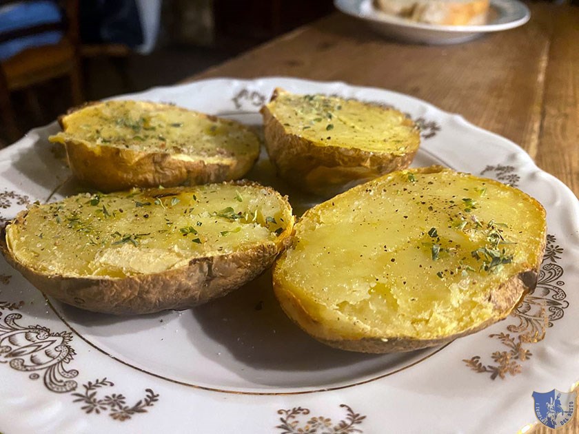 Patate sotto la cenere