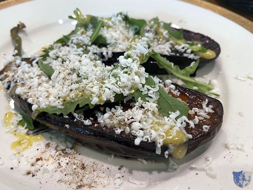 Melanzane con miele e pecorino