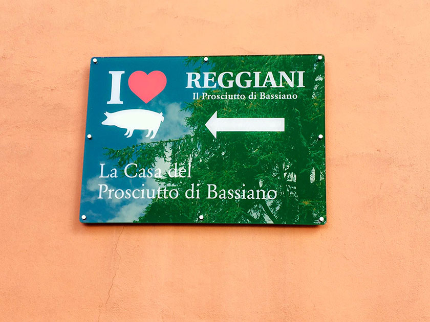 Reggiani Insegna