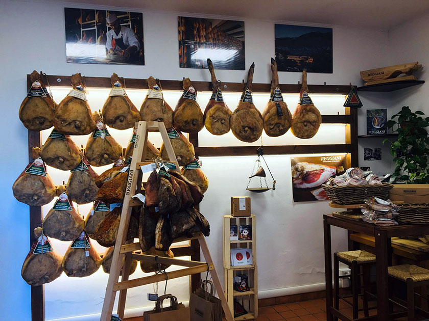 Reggiani la casa del prosciutto di Bassiano Interno