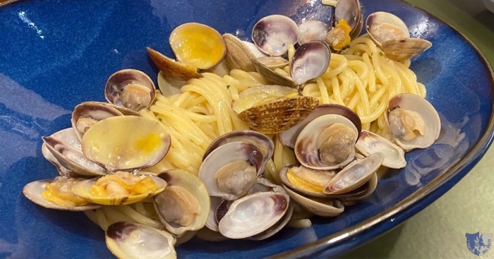 Altr&rsquo;Onde a Cetara: la cucina di Stefano Cavaliere tra identit&agrave; marinara e creativit&agrave;.