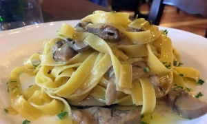 Osteria A&#039;Taccolella. Paupisi (Bn) - Fettuccine con i porcini