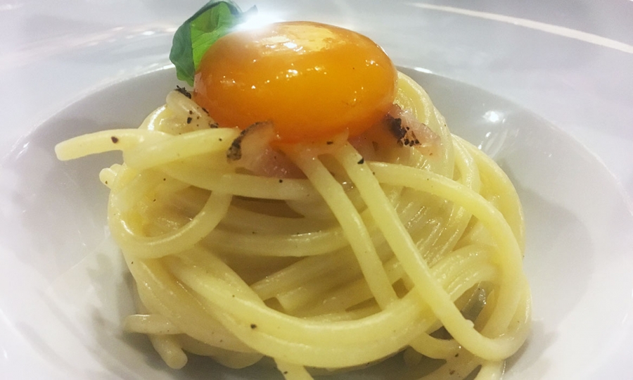 La Grotta. Casalnuovo (Na) -  Carbonara rivisitata 