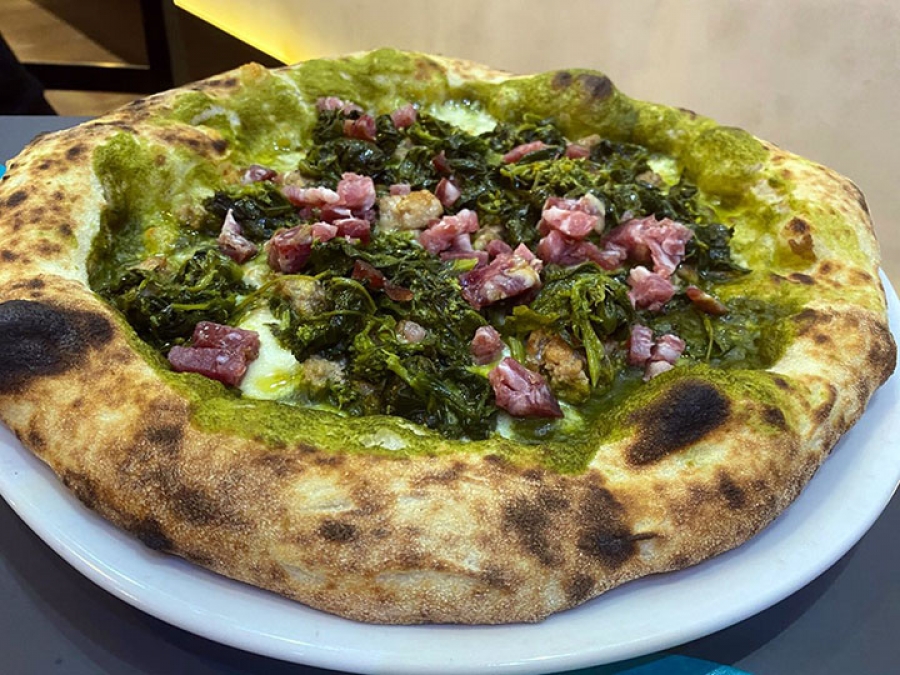 Pizzeria Madremia-Sirignano (Av)-La broccoli e salsiccia