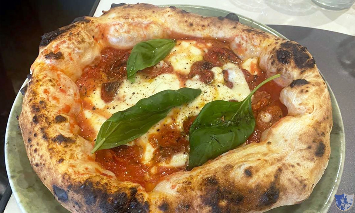 La Provola e Pepe Contemporanea. Pizzeria Vincenzo Capuano. Pomigliano D'Arco (Na)