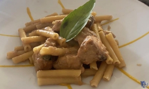 Taverna Brudi. Pozzuoli (Na) - Ziti spezzati alla Genovese di tonno