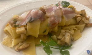 Agriturismo Buro. Sant&#039;Agata de&#039;Goti (Bn) - Pappardelle con porcini del Taburno e guanciale