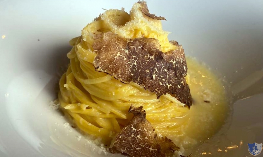 A Casa di Dionisio. Ceppaloni (Bn) - Tagliolini all&#039;uovo con tartufo nero e formaggi