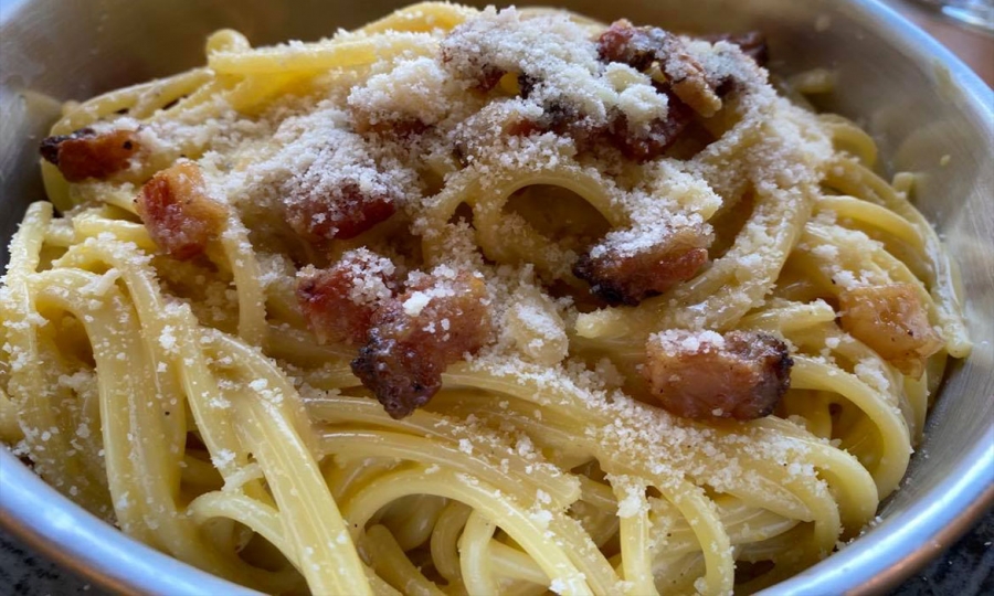 La carbonara di mare di Benvenuti a Bordo. Pomigliano D&#039;arco (Na)