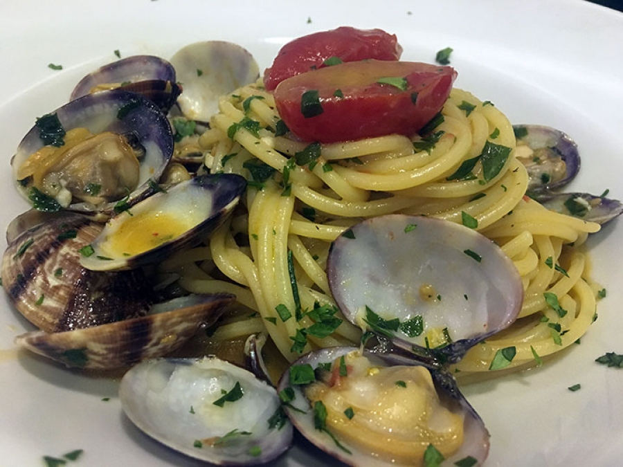 Benvenuti a bordo. Pomigliano d&#039;Arco (Na) - Spaghetti alle vongole 