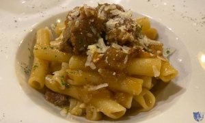 La Grotta. Casalnuovo (Na) - Ziti spezzati alla Genovese