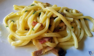 Tenuta dei Quiriti. Alvignano (Ce) - Scialatielli in vellutata di patate, pancetta di nero e caciocavallo podolico